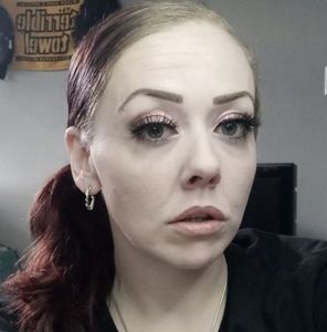 Meet your Posher, Marisa